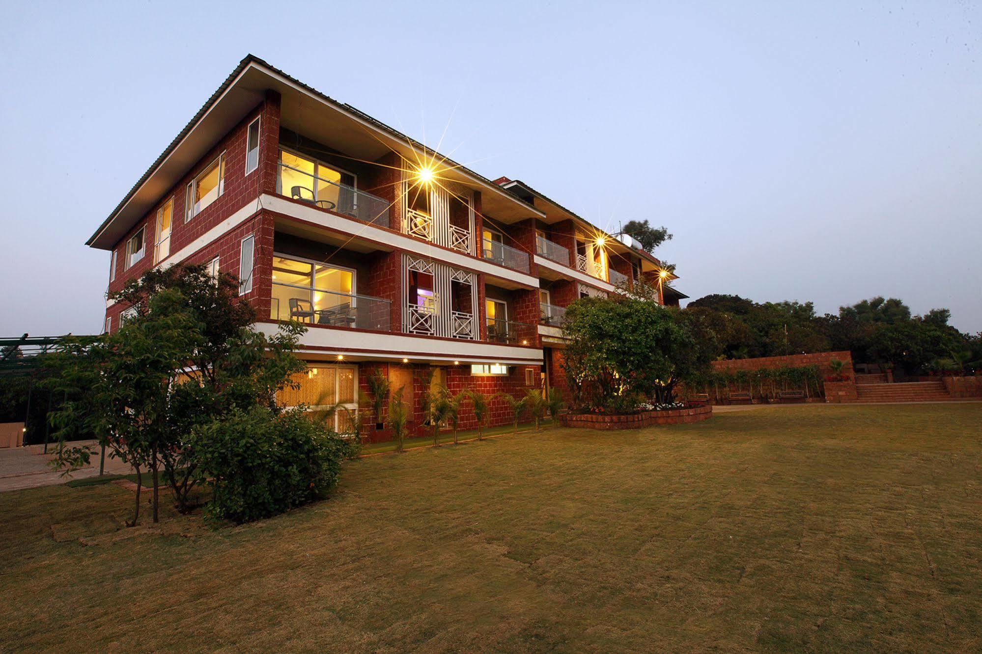 Bella Vista Resort Mahābaleshwar Dış mekan fotoğraf